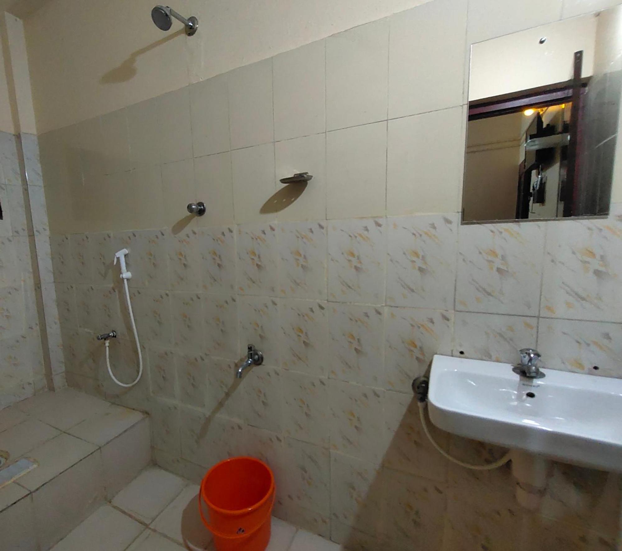 Malabar Residency Hotel Perintalmanna Room photo